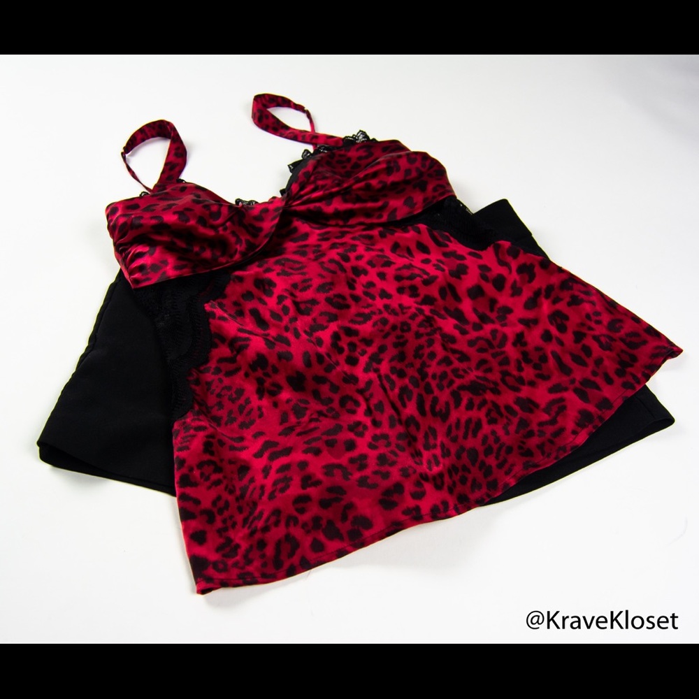 Bebe women’s spaghetti strap leopard printed shirt